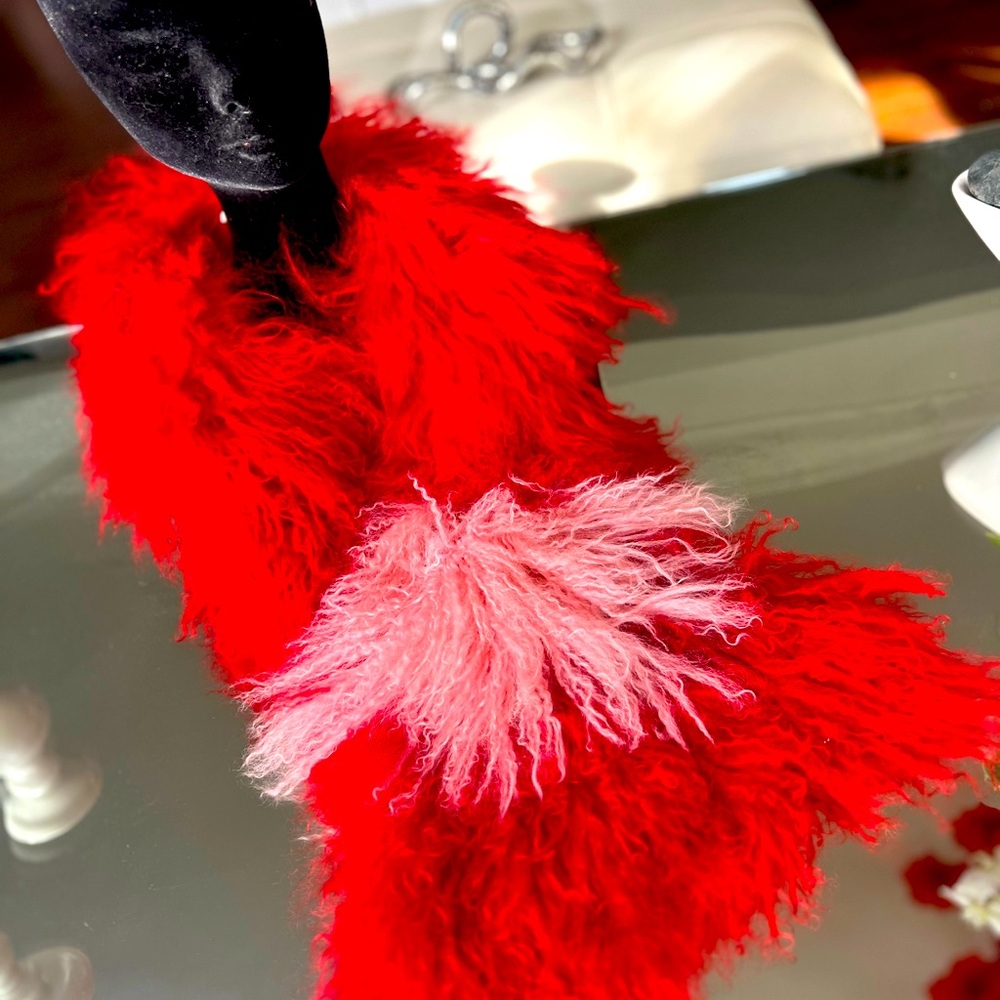 ❤️Red and 🩷Pink Luxurious Mongolian Lamb Fur Scarf